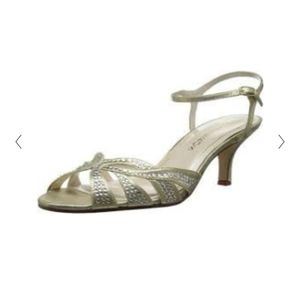 Caparros Champagne rhinestone slingback heels. Size 7